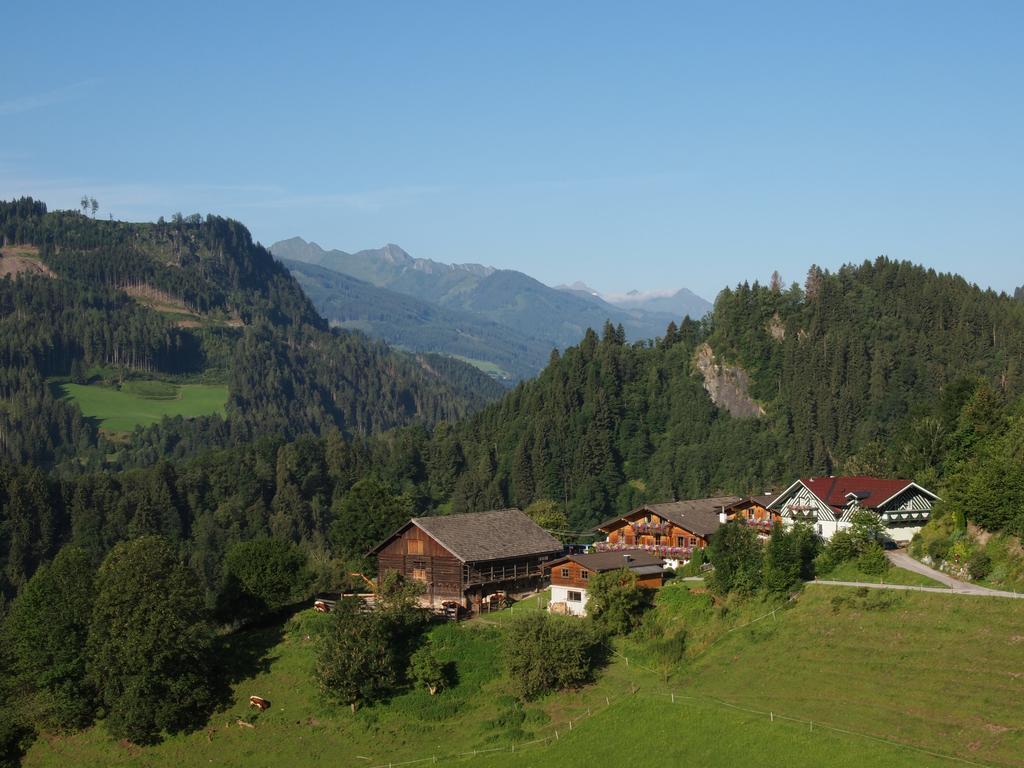 Gasthof Pesbichl Goldegg Exterior photo